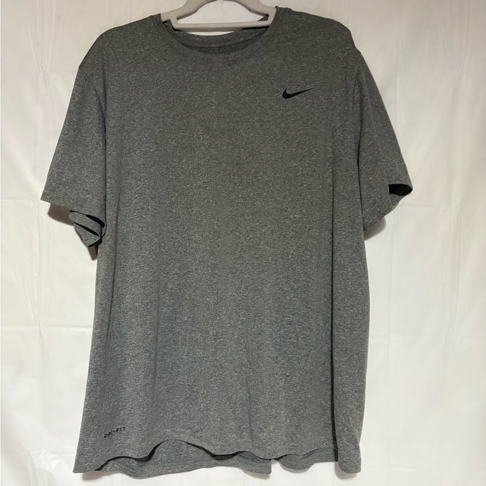 Men’s Nike Dri-Fit T-shirt, XXL, Gray
